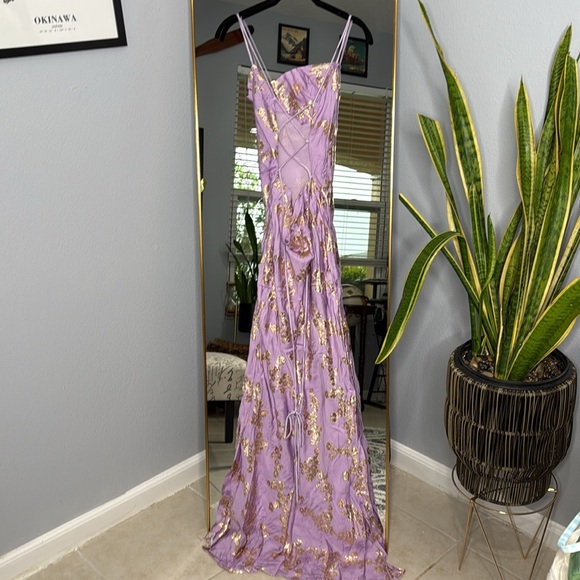 HOUSE OF CB 'Capriana' Orchid Jacquard Satin Gown NWOT - Picture 9 of 10
